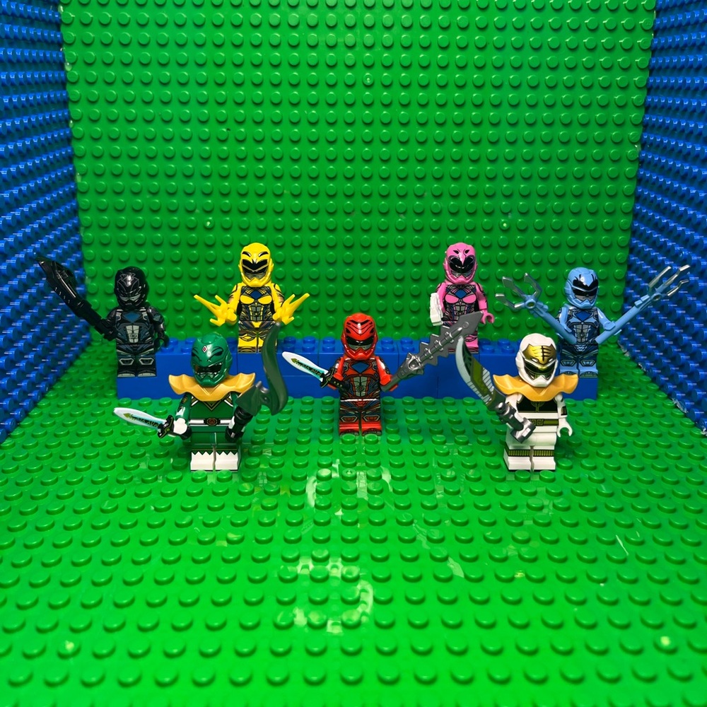Custom made Rangers Minifigure 7 pc set